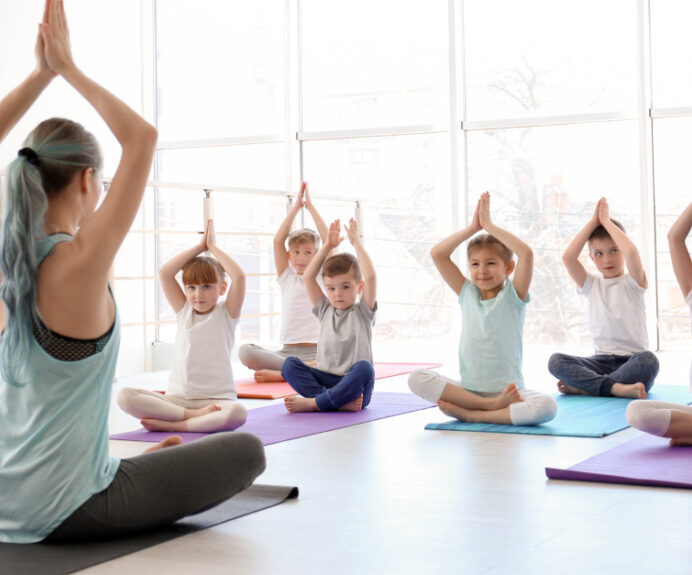 Kinder-Yoga